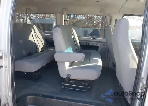 2008 Ford E-350 Super Duty Xl/Xlt из США, поврежденный, VIN 1FBSS31L88DA02732